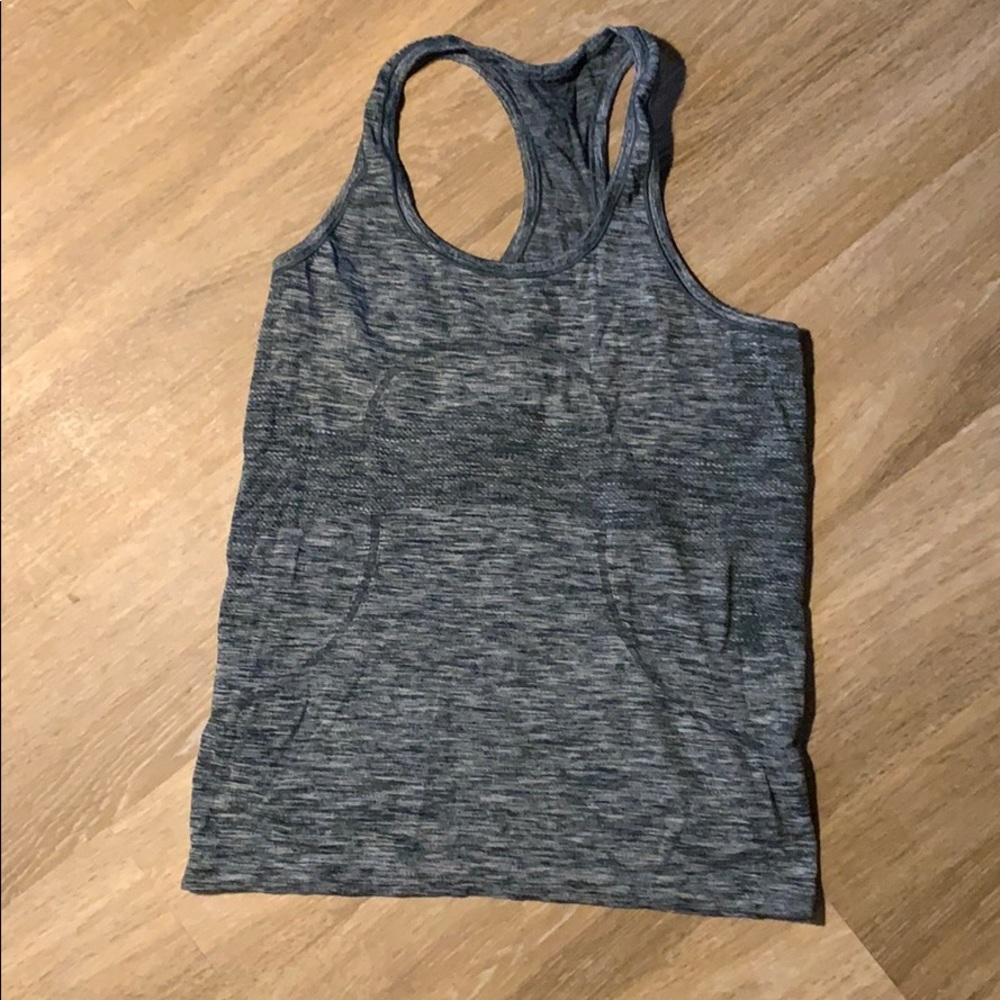 Lululemon Size 8 Tank
